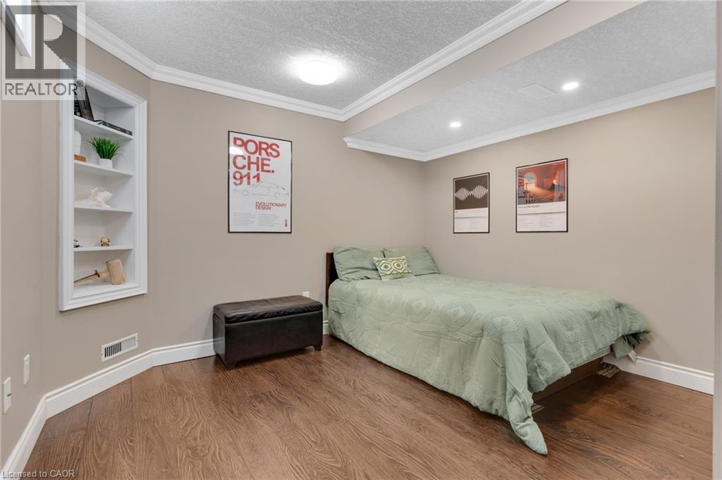 170 Garth Massey Drive, Cambridge, ON - Indoor Photo Showing Bedroom