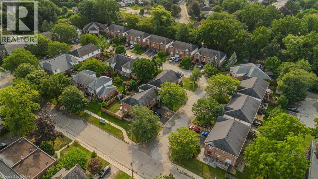 2010 Grovetree Lane, Burlington, ON - Outdoor With View