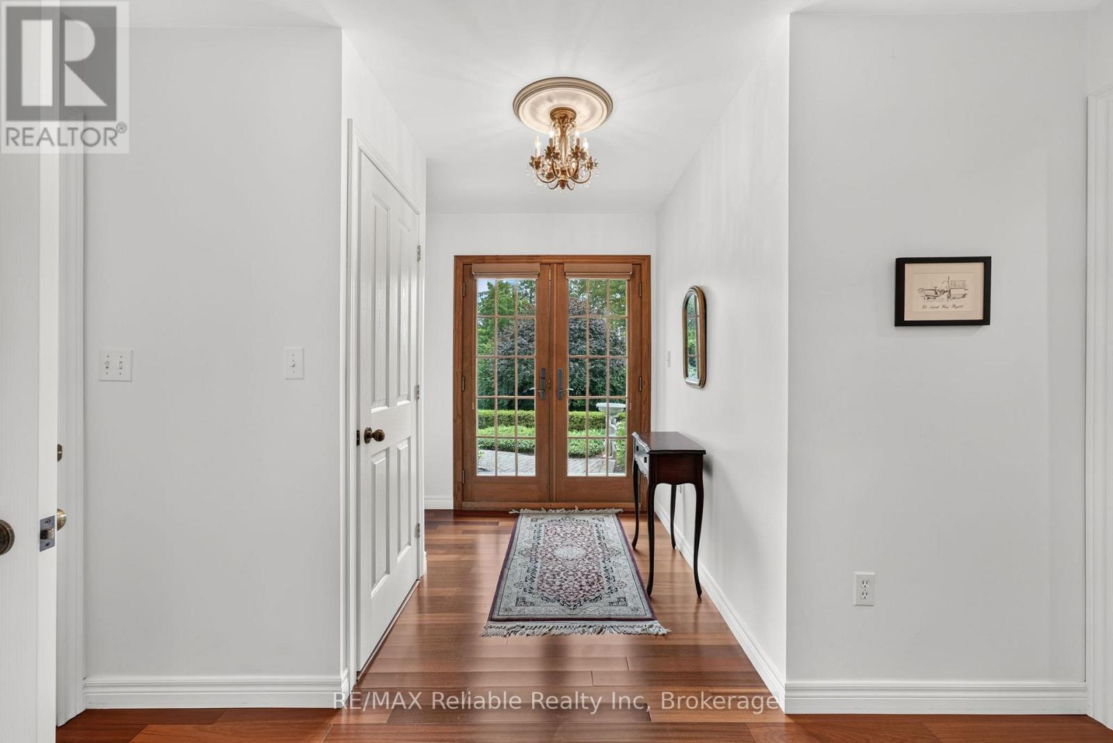 foyer - 60 Tuyll Street, Bluewater (Bayfield), ON - Indoor Photo Showing Other Room