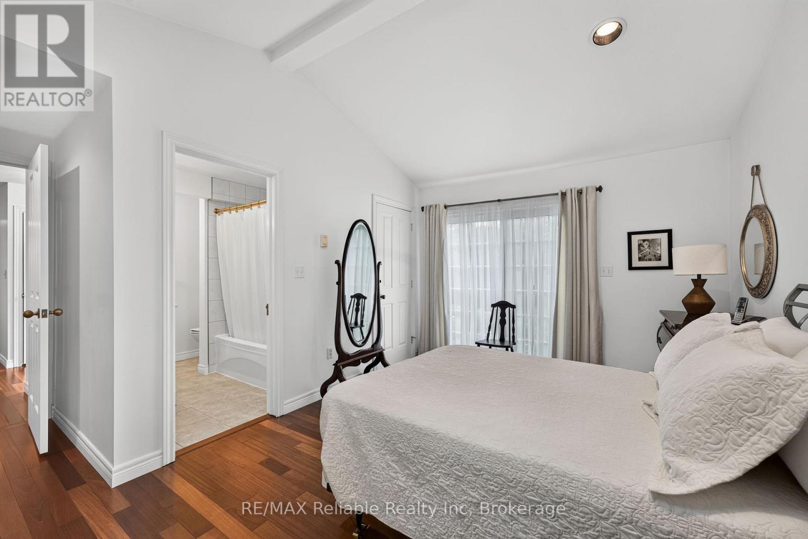 60 Tuyll Street, Bluewater (Bayfield), ON - Indoor Photo Showing Bedroom