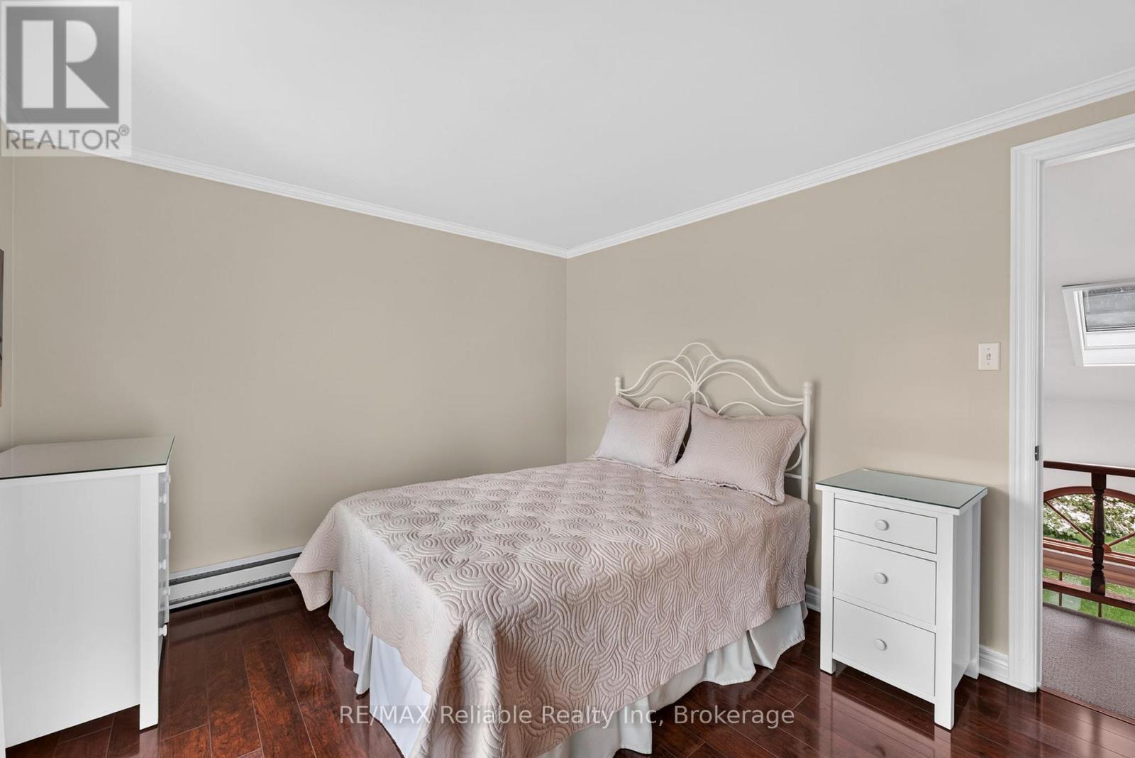 60 Tuyll Street, Bluewater (Bayfield), ON - Indoor Photo Showing Bedroom