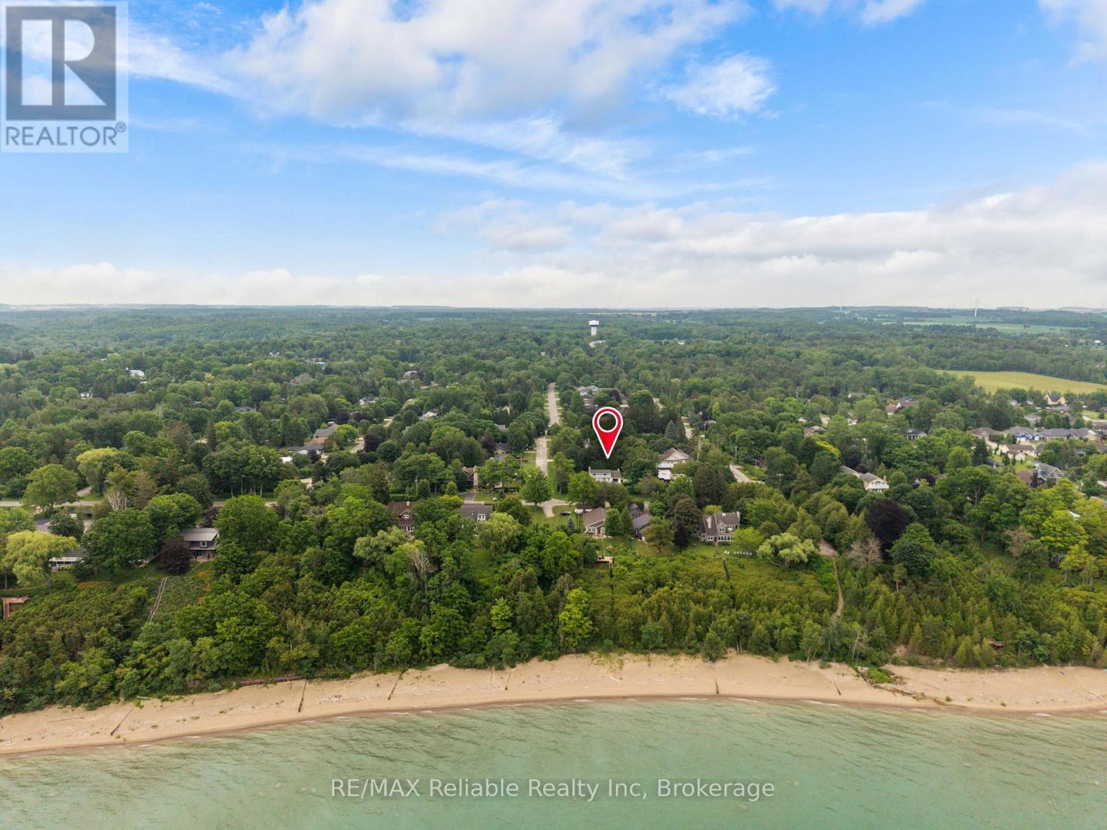 beautiful beach - 60 Tuyll Street, Bluewater (Bayfield), ON - Outdoor With View