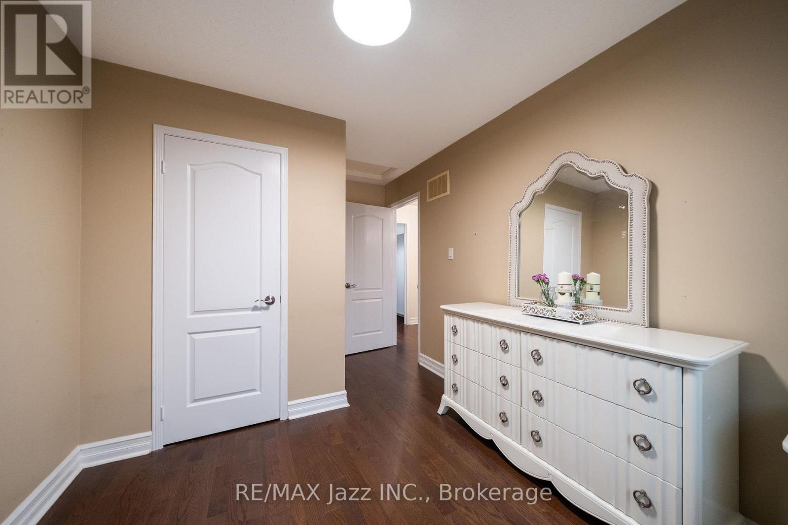 412 Reeves Way Boulevard, Whitchurch-Stouffville (Stouffville), ON - Indoor