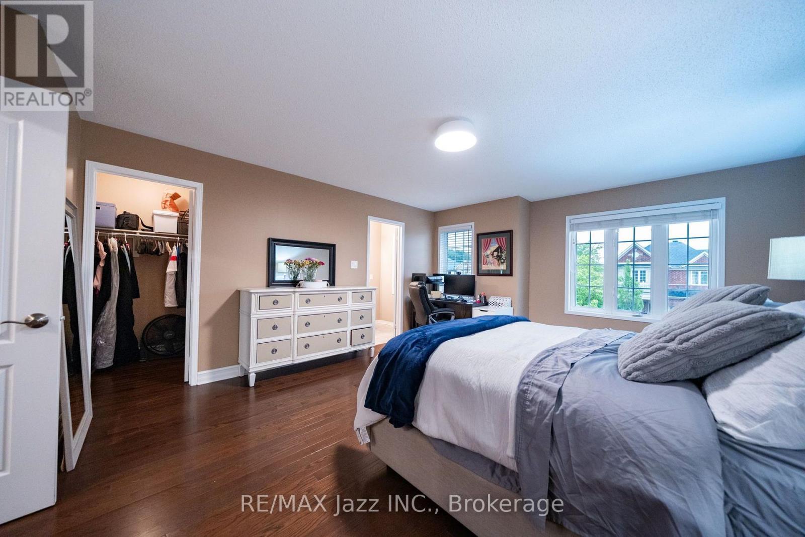 412 Reeves Way Boulevard, Whitchurch-Stouffville (Stouffville), ON - Indoor Photo Showing Bedroom