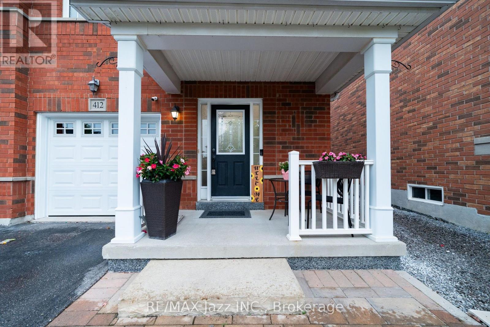 412 Reeves Way Boulevard, Whitchurch-Stouffville (Stouffville), ON - Outdoor With Exterior