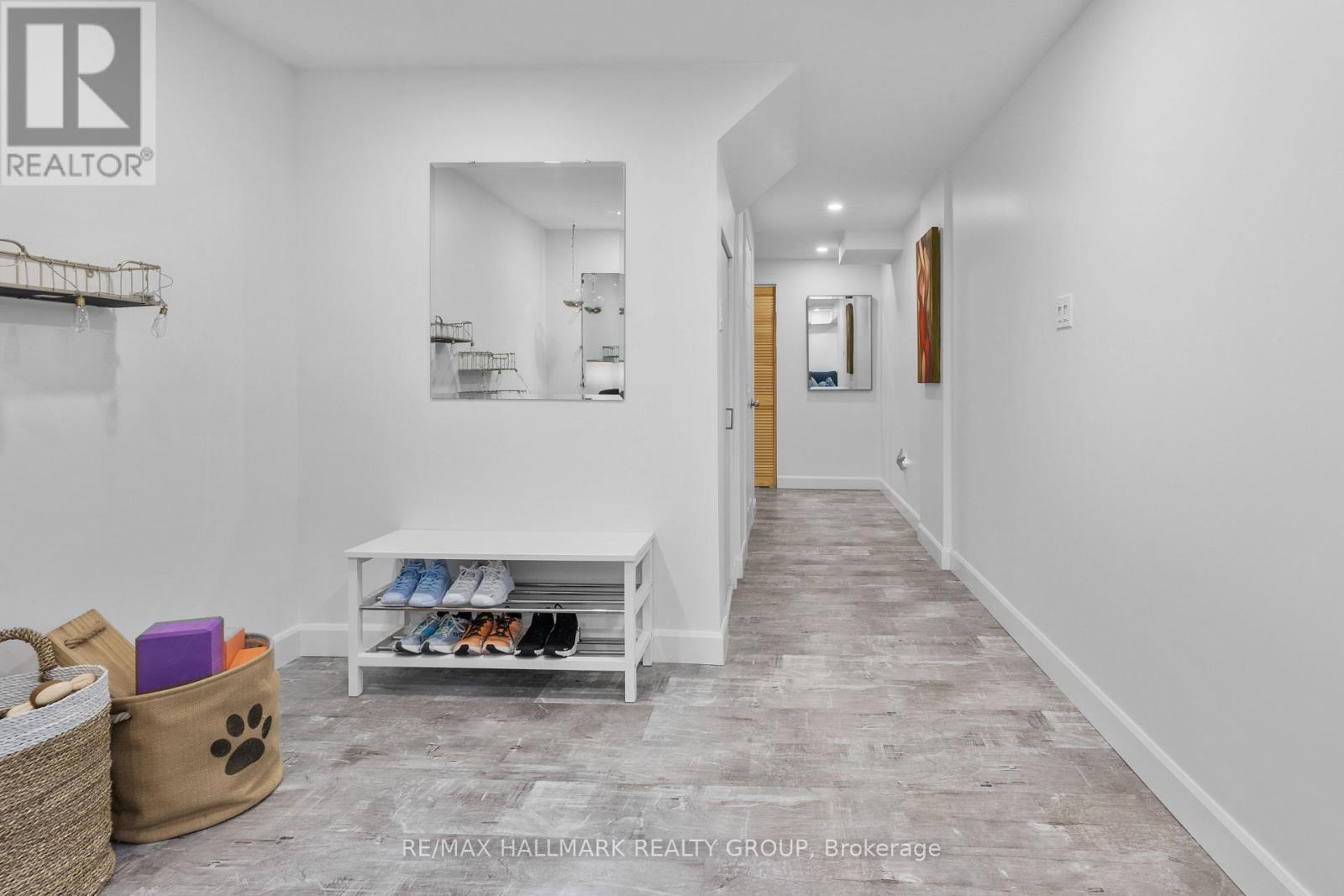 932 Dresden Crescent, Ottawa, ON - Indoor Photo Showing Other Room