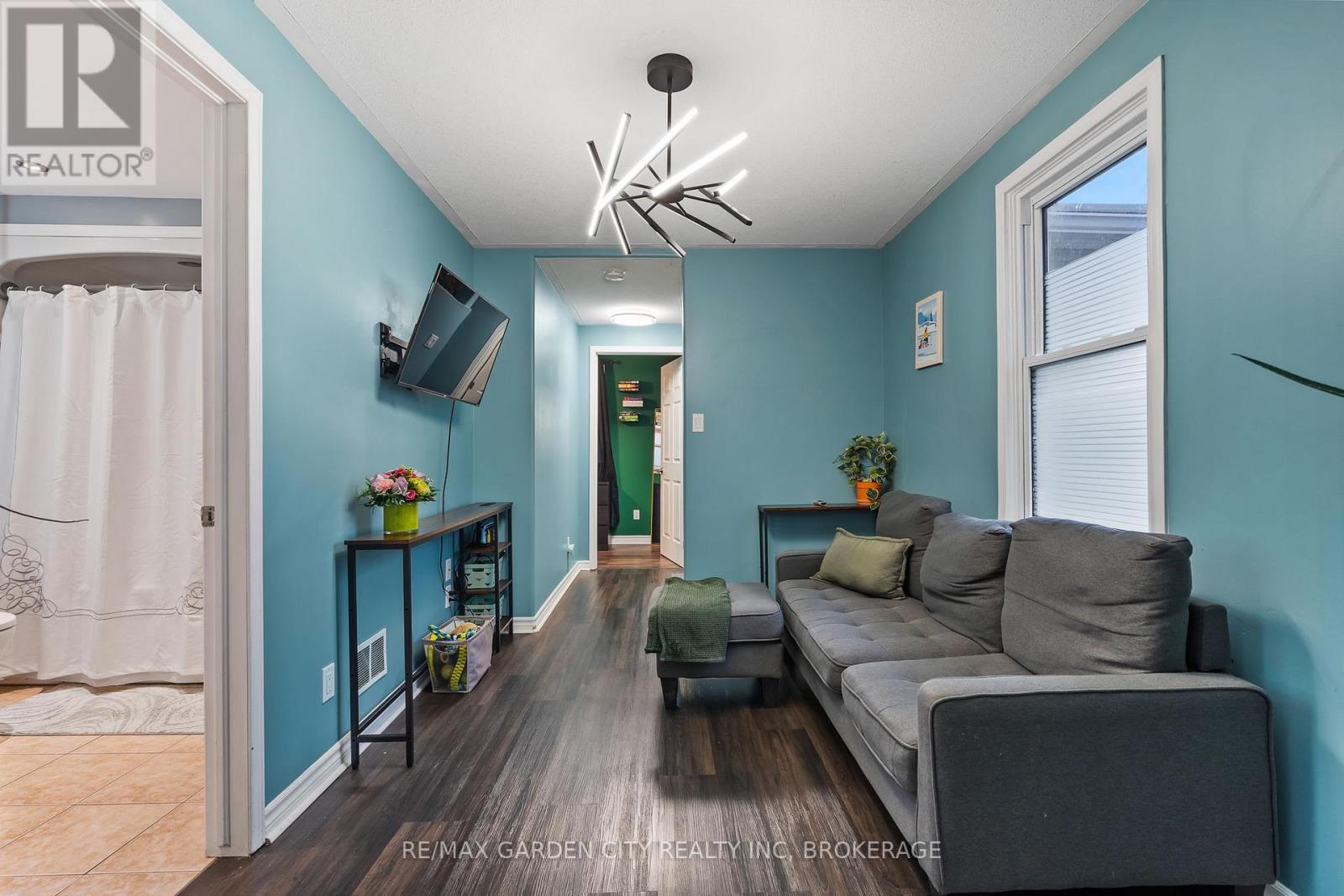 291 Alberta Street, Welland (Lincoln/Crowland), ON - Indoor