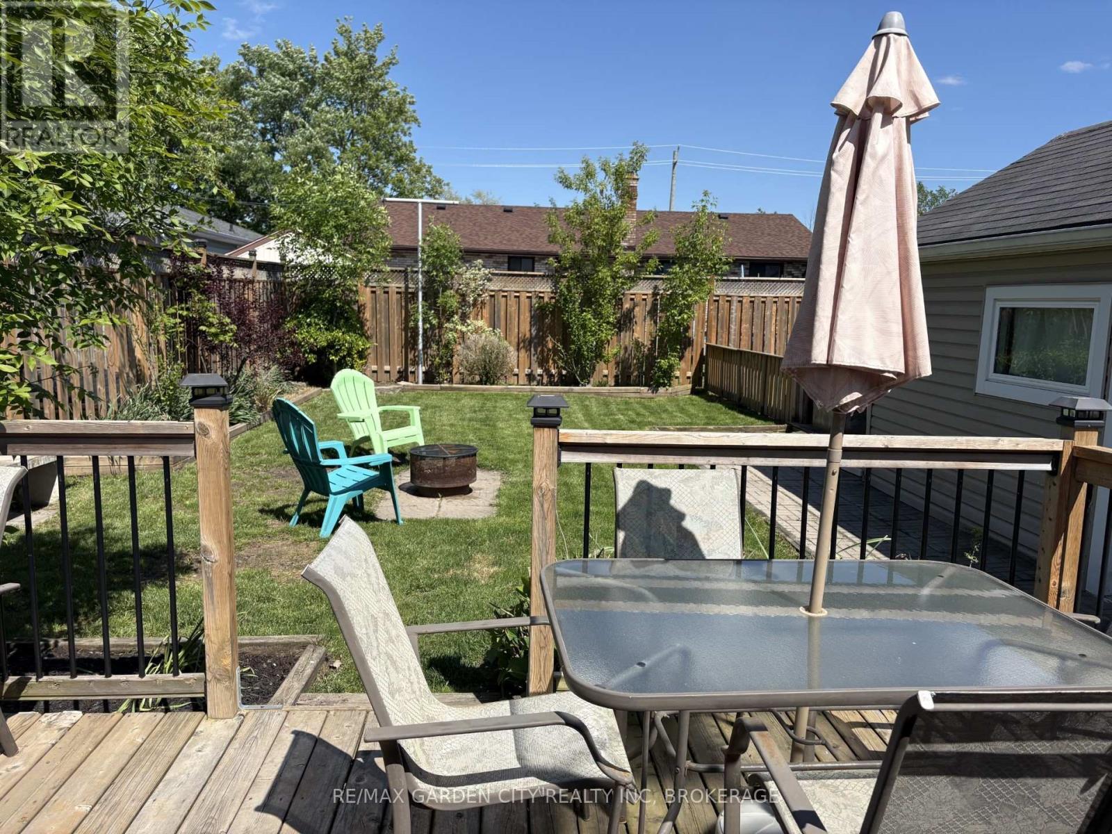 291 Alberta Street, Welland (Lincoln/Crowland), ON - Outdoor With Deck Patio Veranda