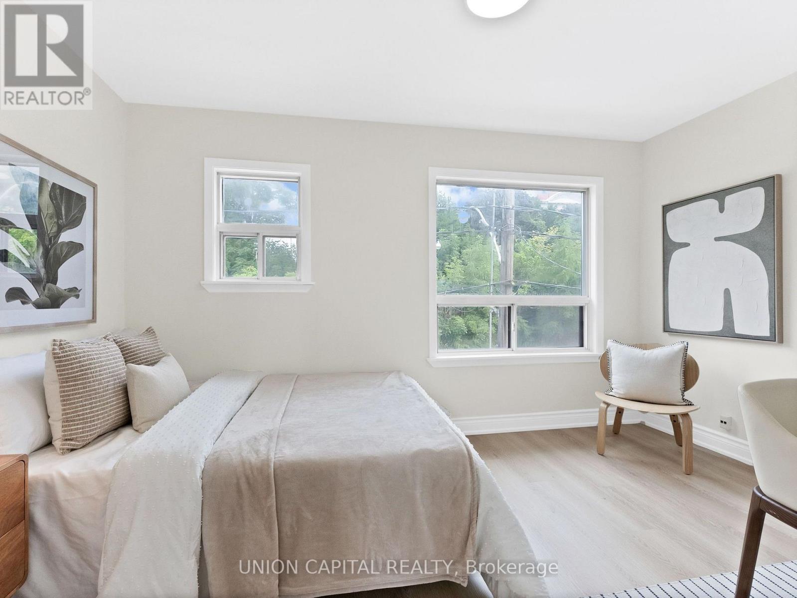 1373 Davenport Road, Toronto, ON - Indoor Photo Showing Bedroom