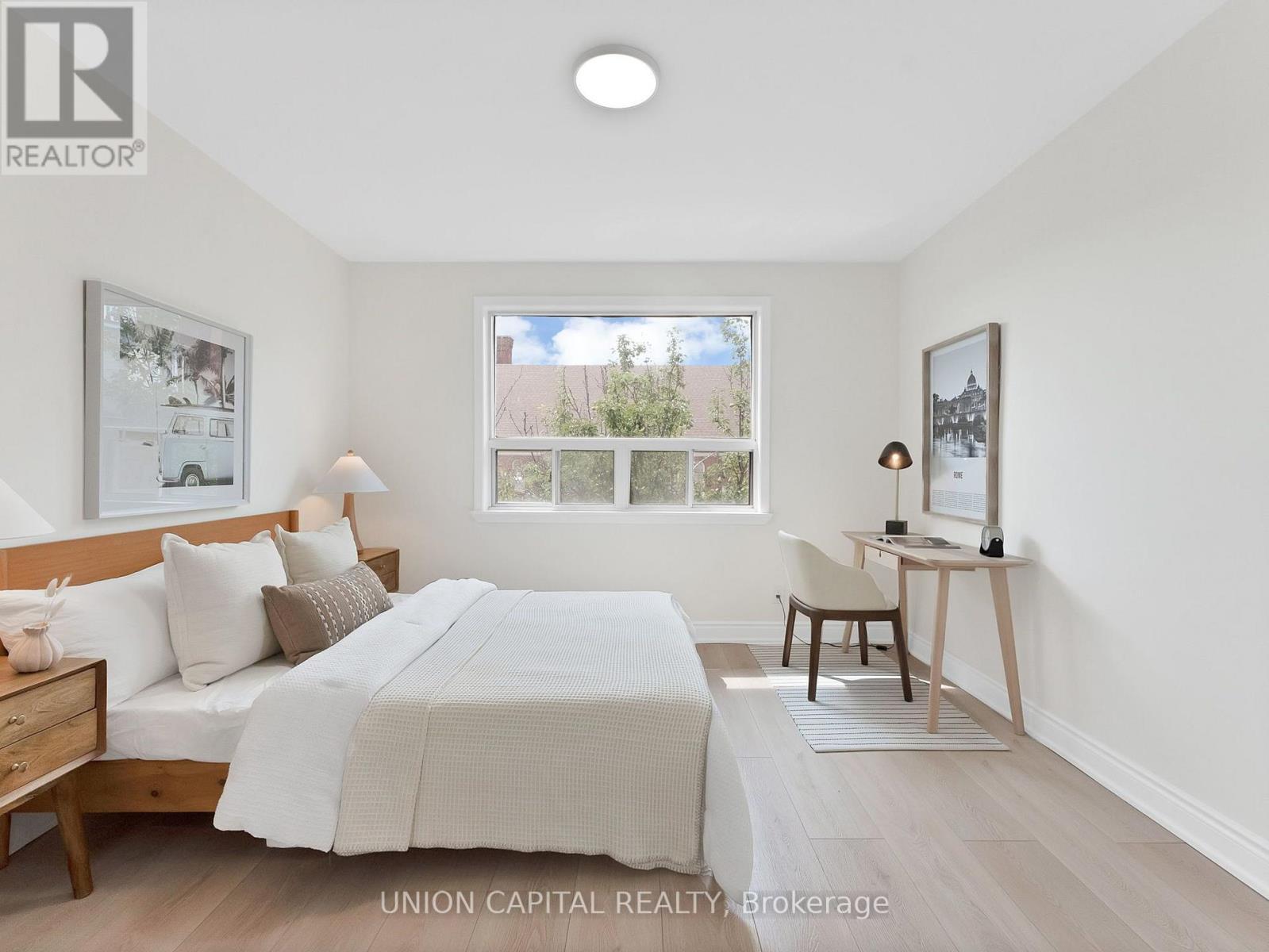 1373 Davenport Road, Toronto, ON - Indoor Photo Showing Bedroom