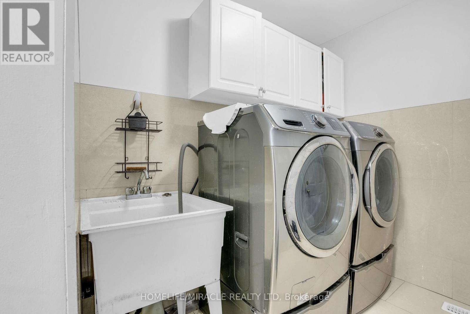 9 Gamson Crescent, Brampton, ON - Indoor Photo Showing Laundry Room