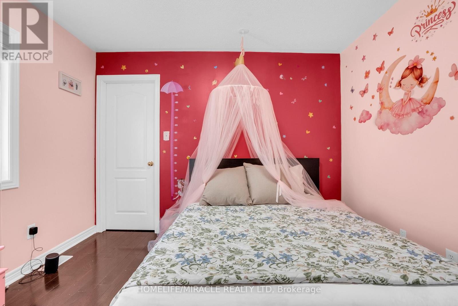 9 Gamson Crescent, Brampton, ON - Indoor Photo Showing Bedroom