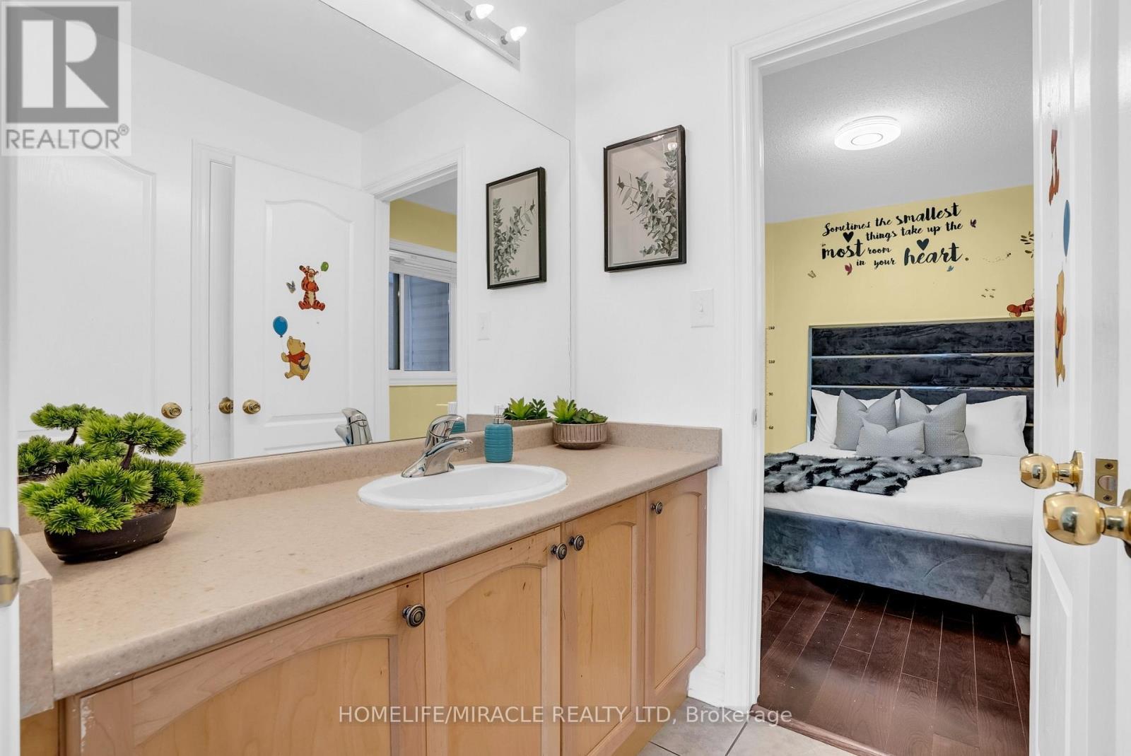 9 Gamson Crescent, Brampton, ON - Indoor Photo Showing Bathroom