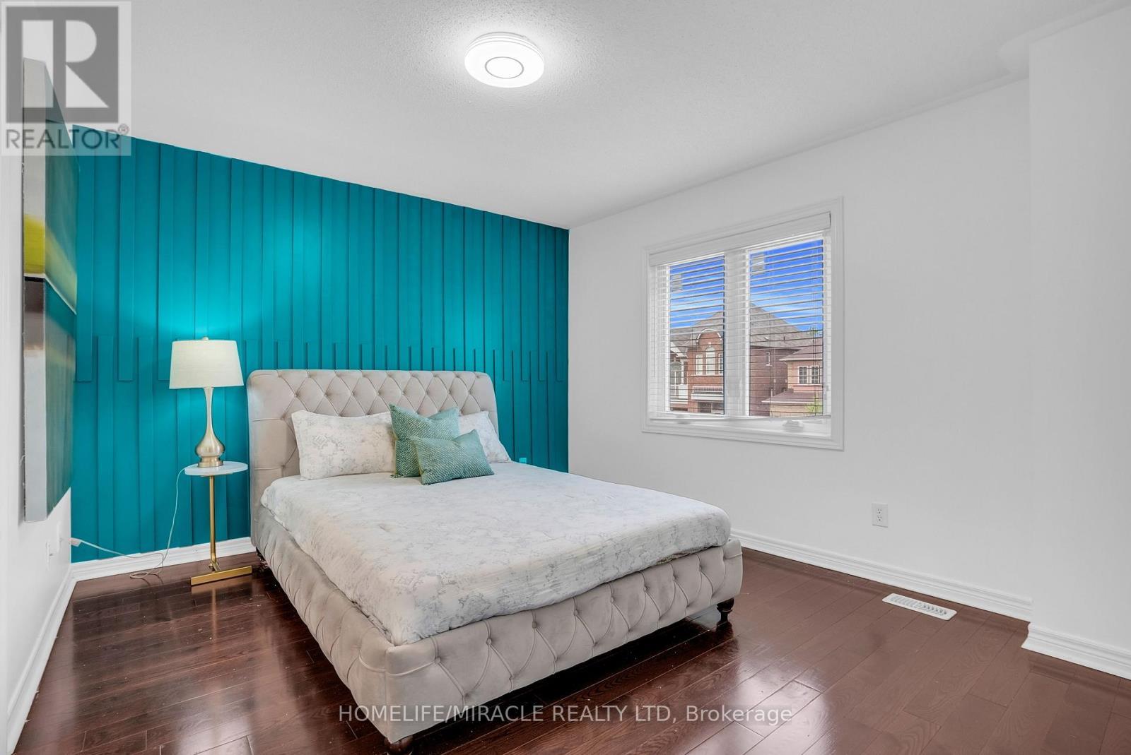 9 Gamson Crescent, Brampton, ON - Indoor Photo Showing Bedroom