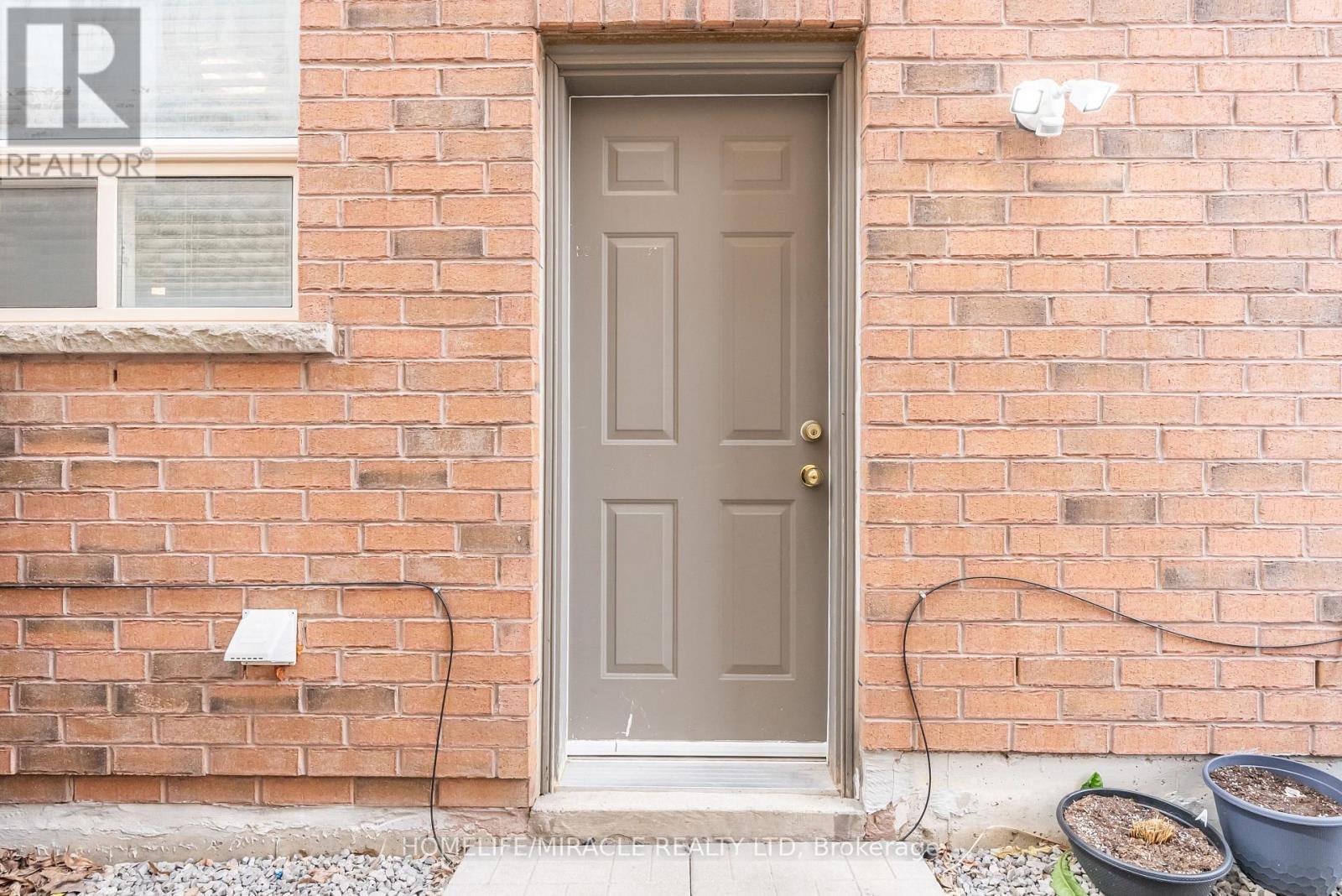 9 Gamson Crescent, Brampton, ON - Outdoor With Exterior