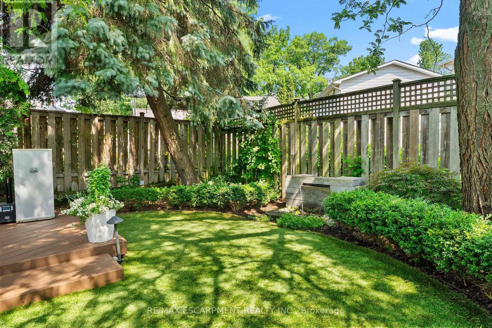 175 Mohawk Road, Oakville, ON - Outdoor