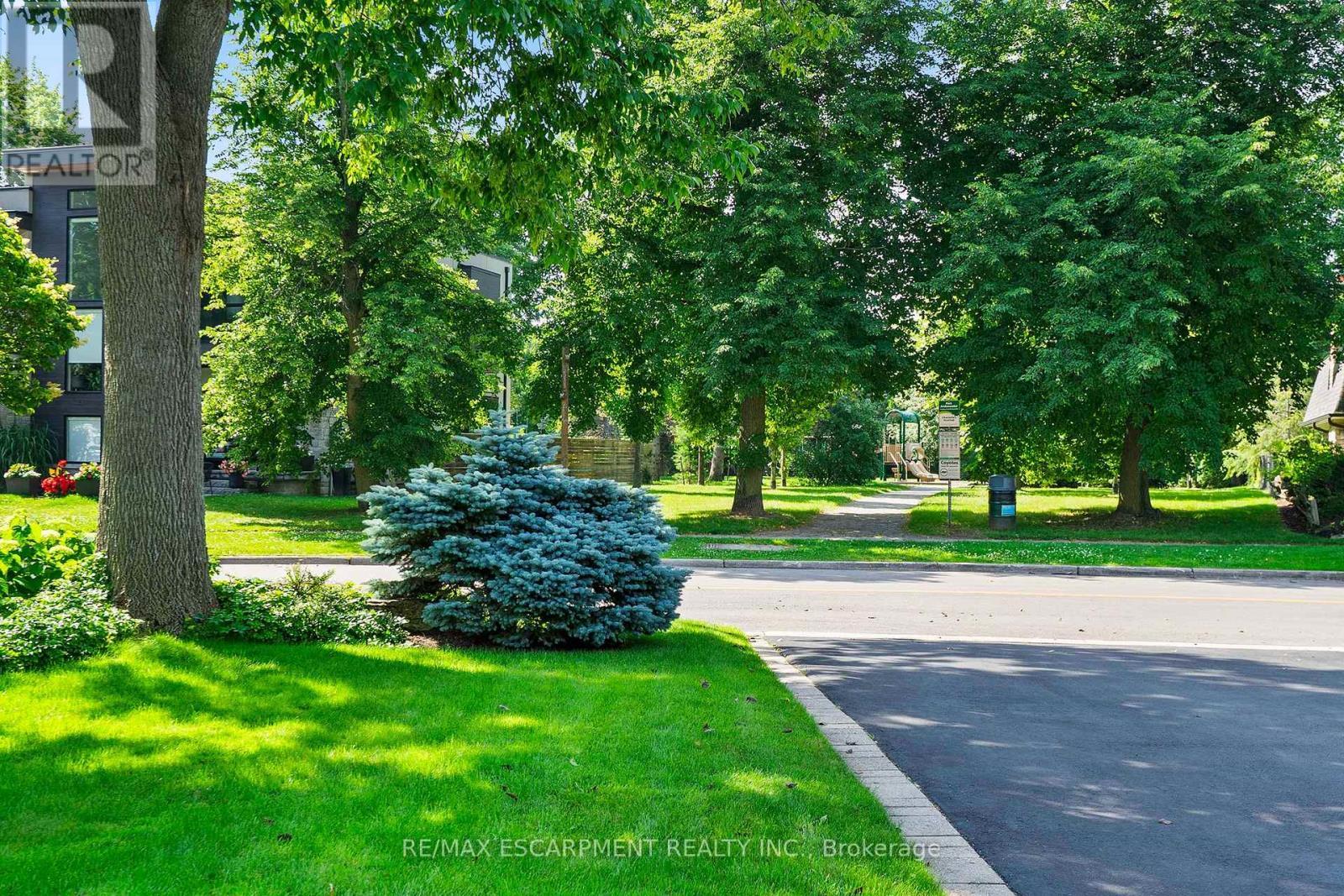175 Mohawk Road, Oakville, ON - Outdoor