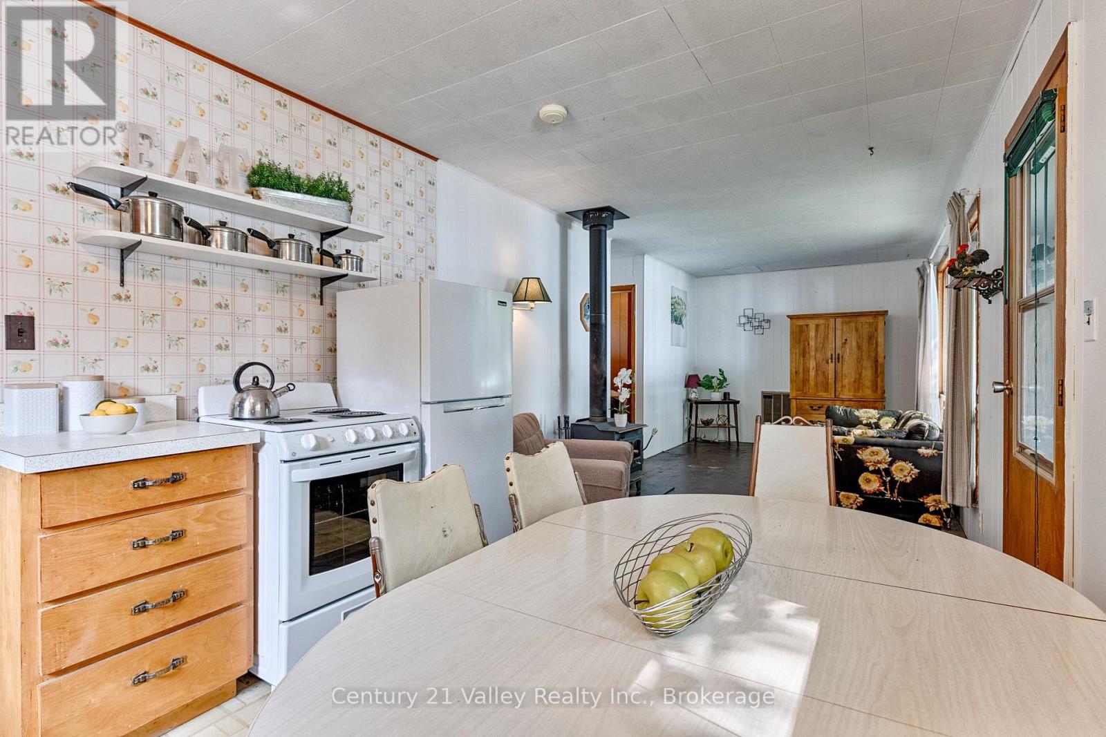27A Maple Grove Lane, North Algona Wilberforce, ON - Indoor