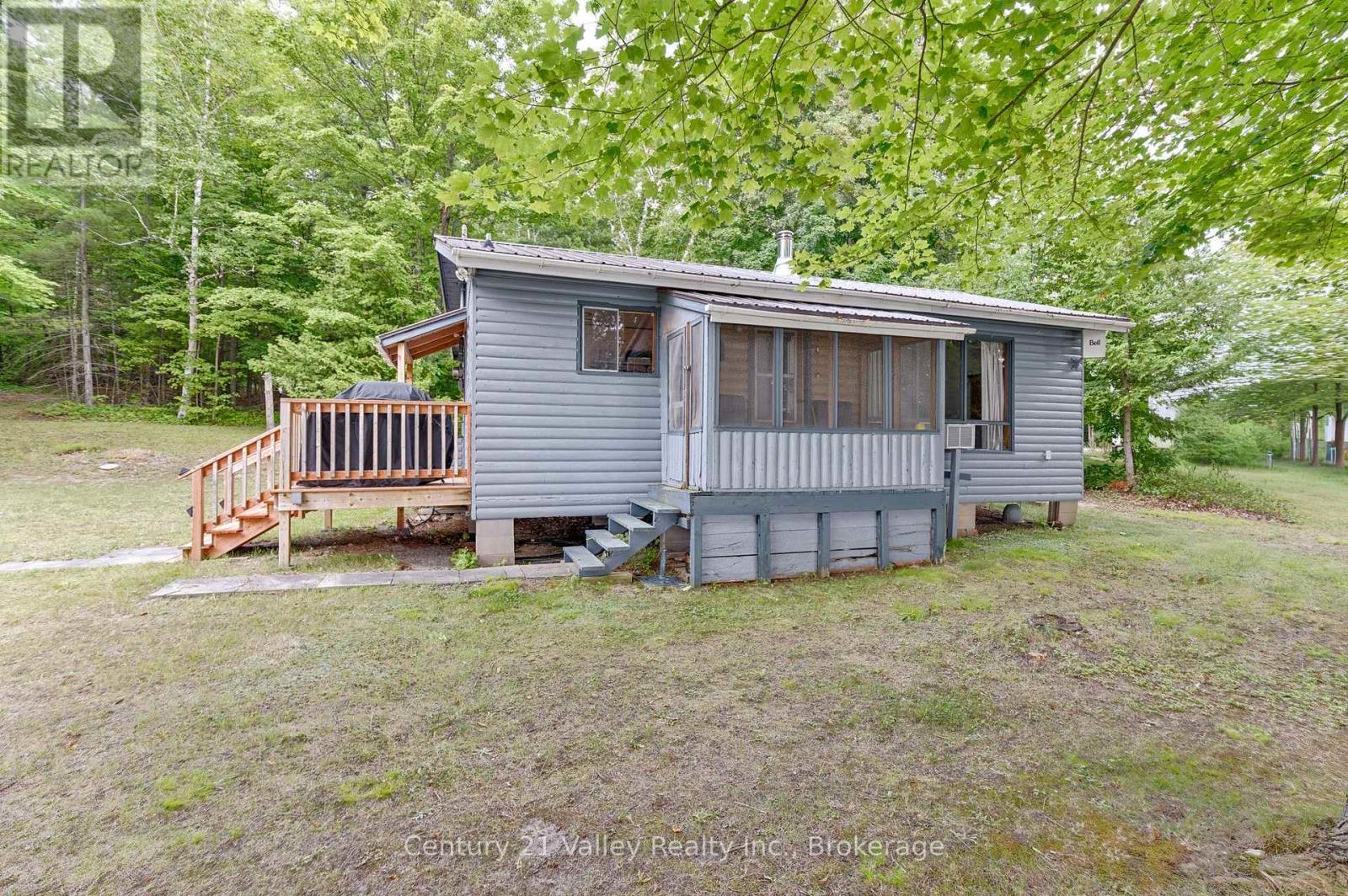 27A Maple Grove Lane, North Algona Wilberforce, ON - Outdoor With Deck Patio Veranda