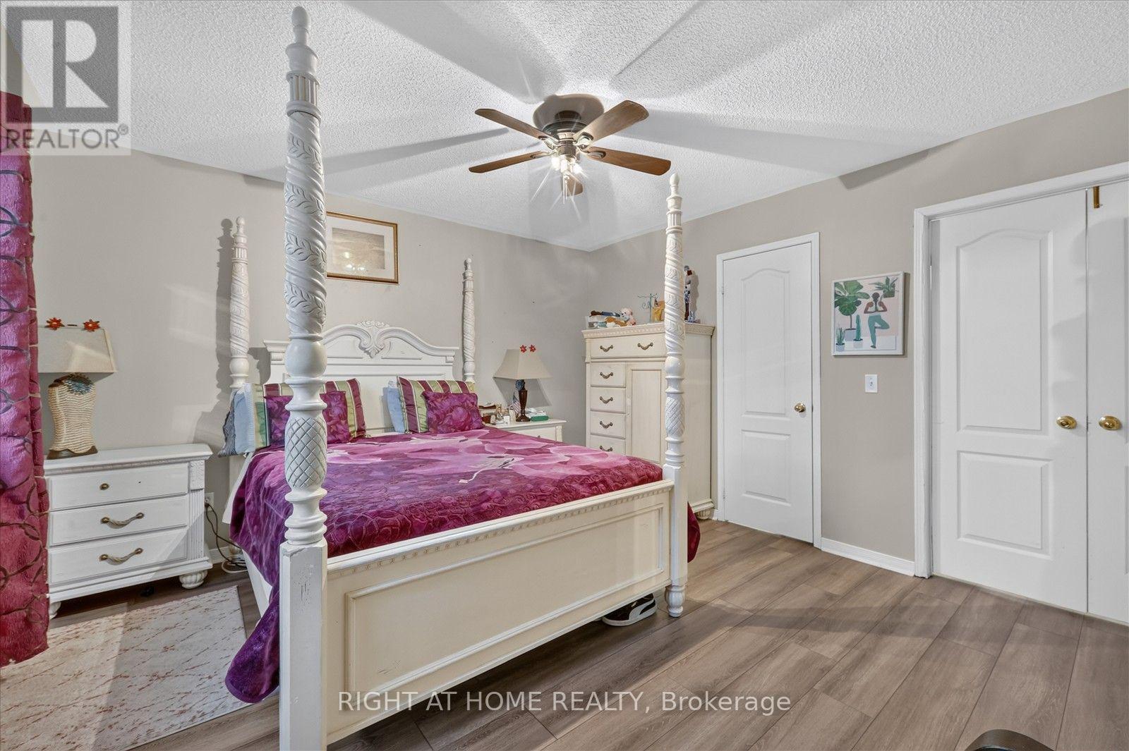 305 Alder Street, Orangeville, ON - Indoor Photo Showing Bedroom