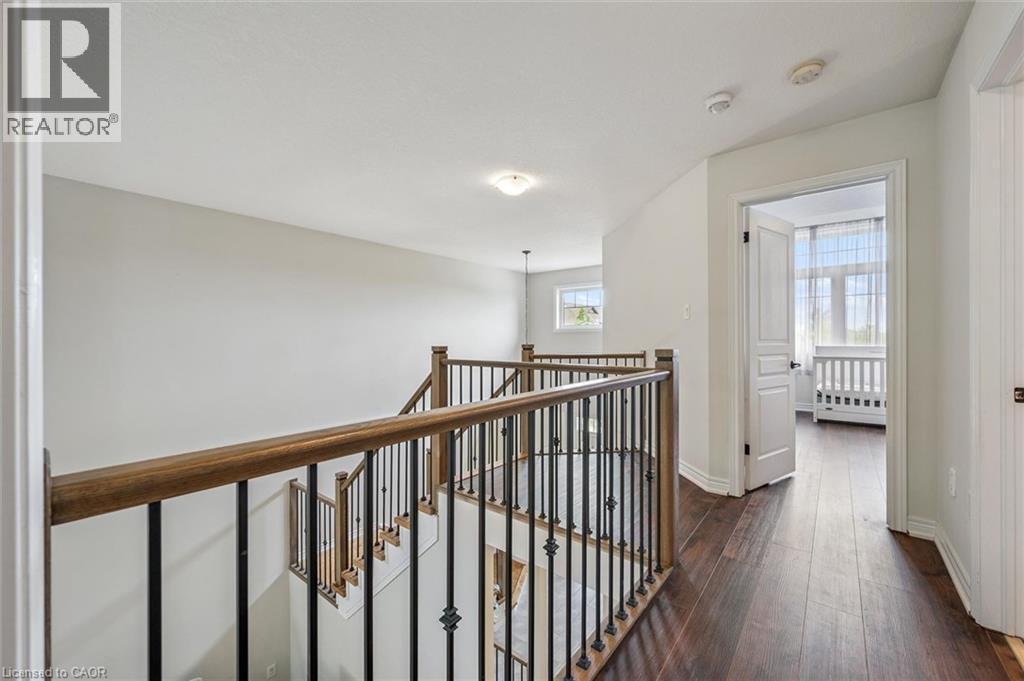 254 Gosling Gardens Unit# 12, Guelph, ON - Indoor Photo Showing Other Room