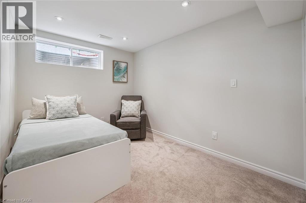 254 Gosling Gardens Unit# 12, Guelph, ON - Indoor