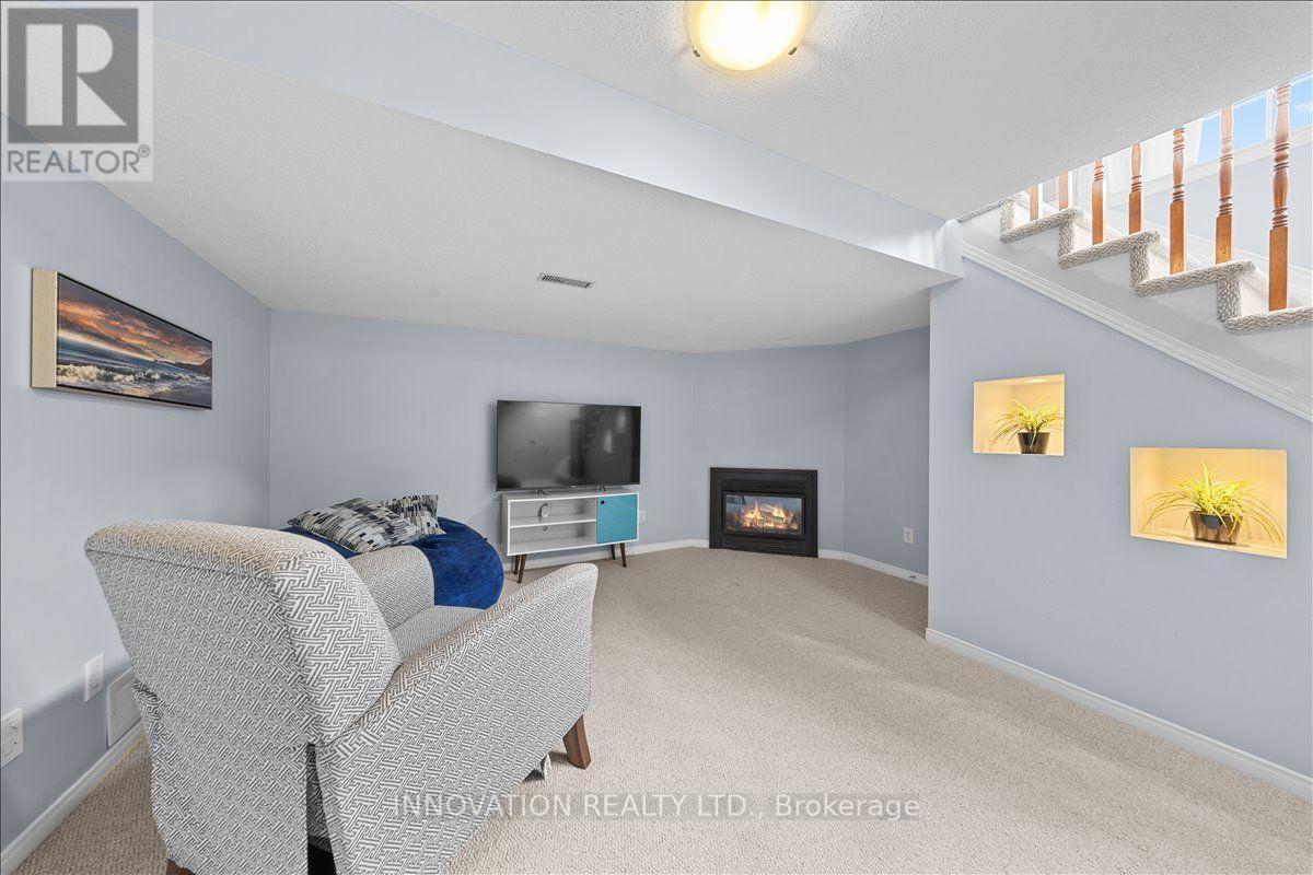 195 Golflinks Drive, Ottawa, ON - Indoor