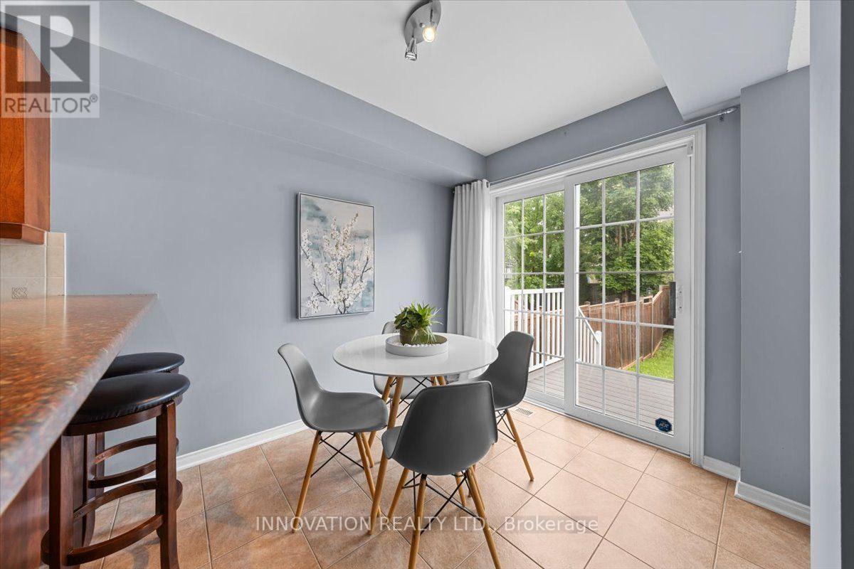 195 Golflinks Drive, Ottawa, ON - Indoor Photo Showing Dining Room