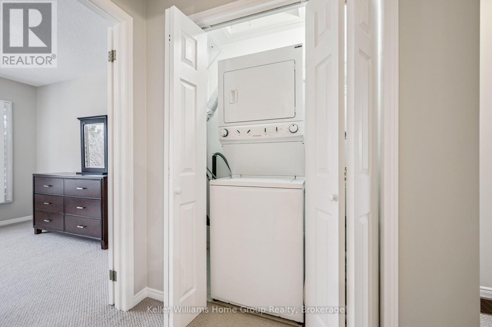 711 Johnston Park Avenue, Collingwood, ON - Indoor Photo Showing Laundry Room
