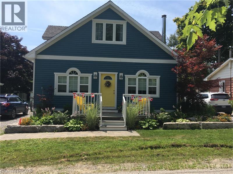 38 Walter Street, Turkey Point, ON - Outdoor With Facade