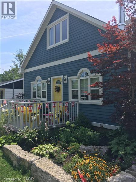 38 Walter Street, Turkey Point, ON - Outdoor With Deck Patio Veranda