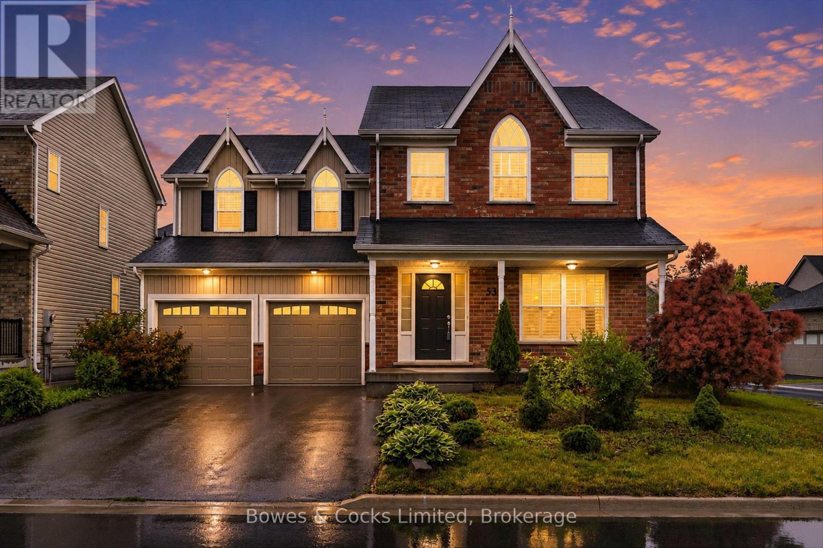 534 Grange Way, Peterborough (Northcrest Ward 5), ON - Outdoor With Facade