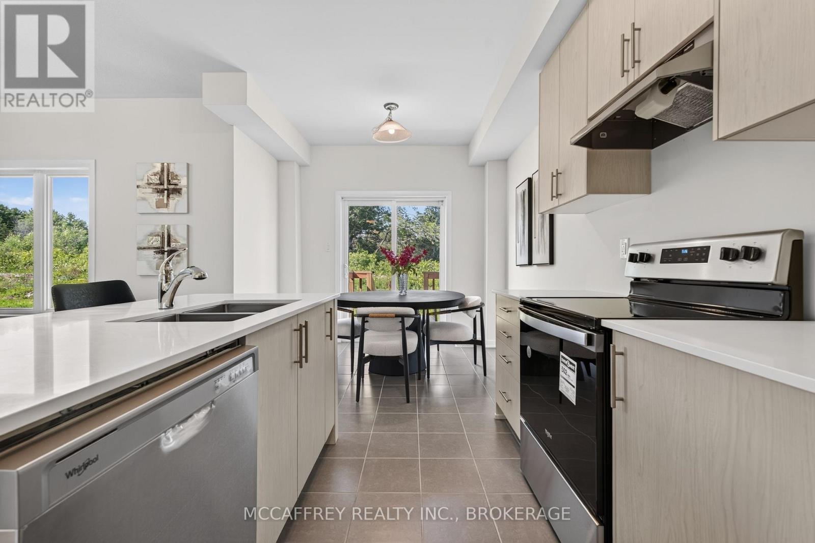 162 Purdy Road, Loyalist (Bath), ON - Indoor Photo Showing Kitchen With Double Sink With Upgraded Kitchen