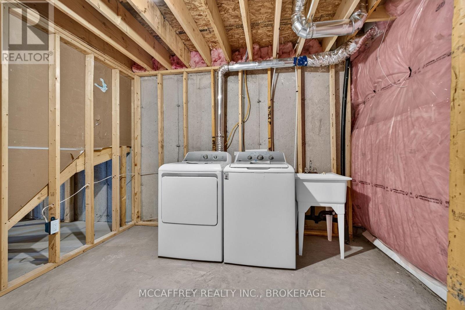 162 Purdy Road, Loyalist (Bath), ON - Indoor Photo Showing Laundry Room