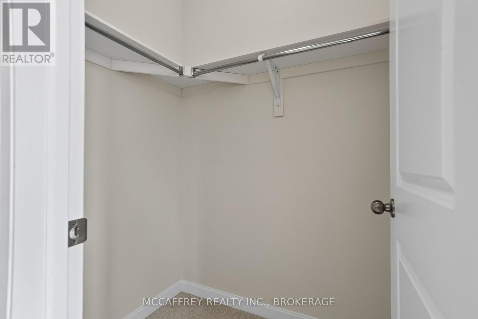 42 Golf Links Drive, Loyalist (Bath), ON - Indoor