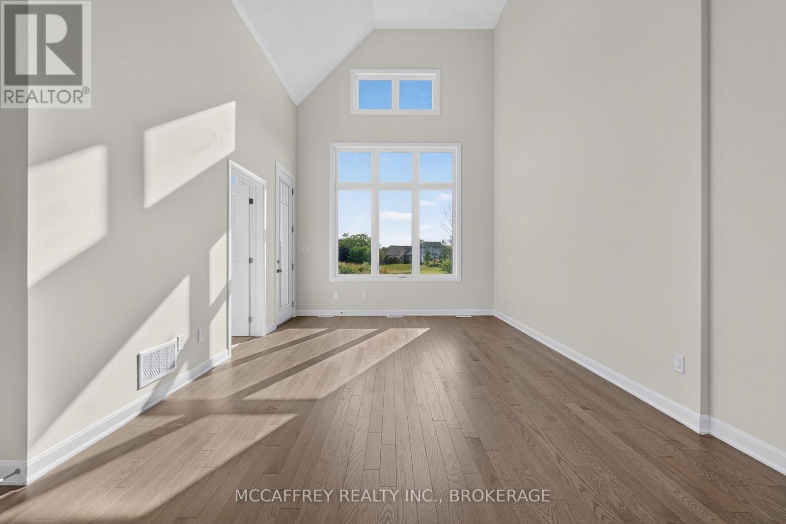 42 Golf Links Drive, Loyalist (Bath), ON - Indoor Photo Showing Other Room