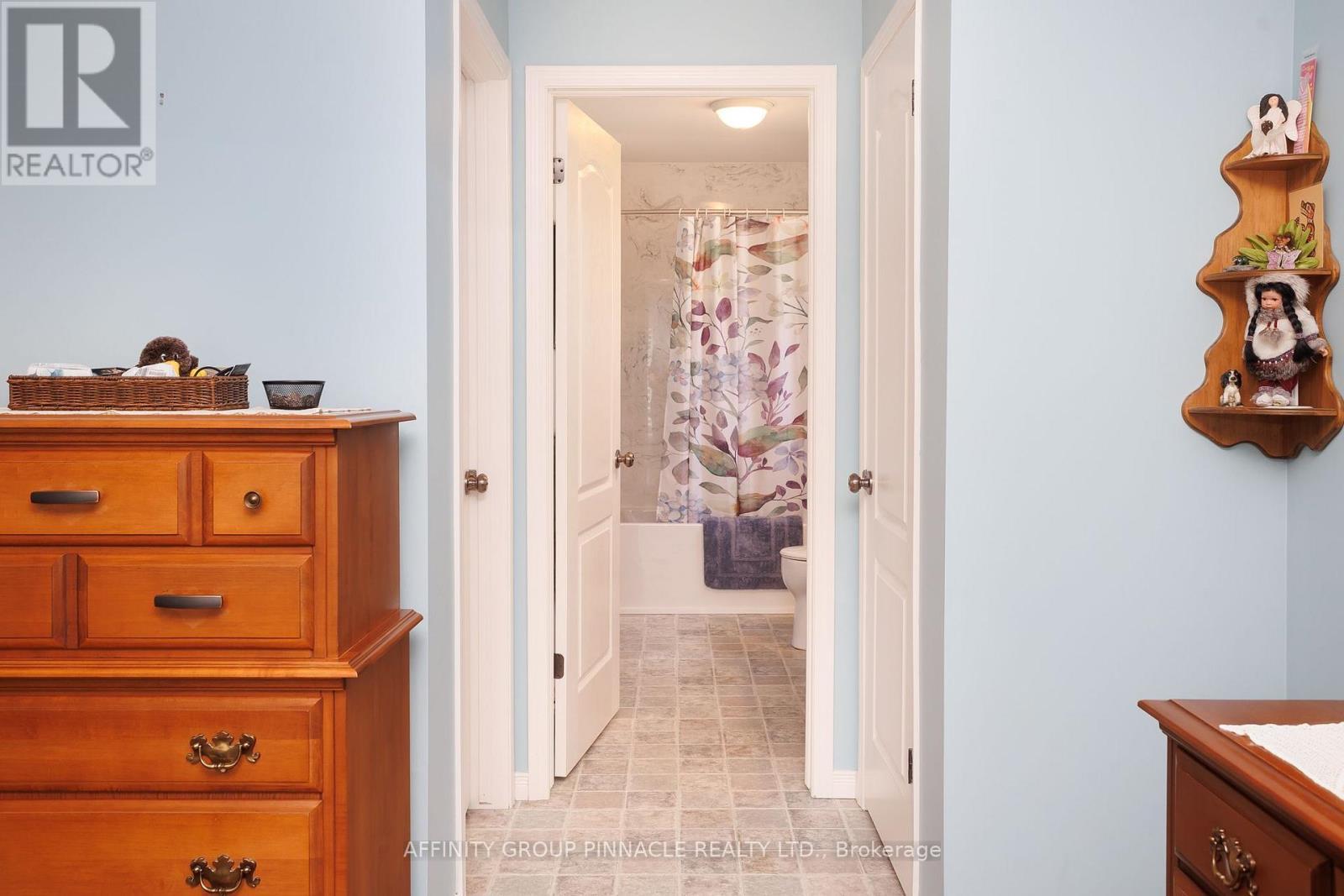 243 Fairbairn Road, Kawartha Lakes (Bobcaygeon), ON - Indoor Photo Showing Other Room