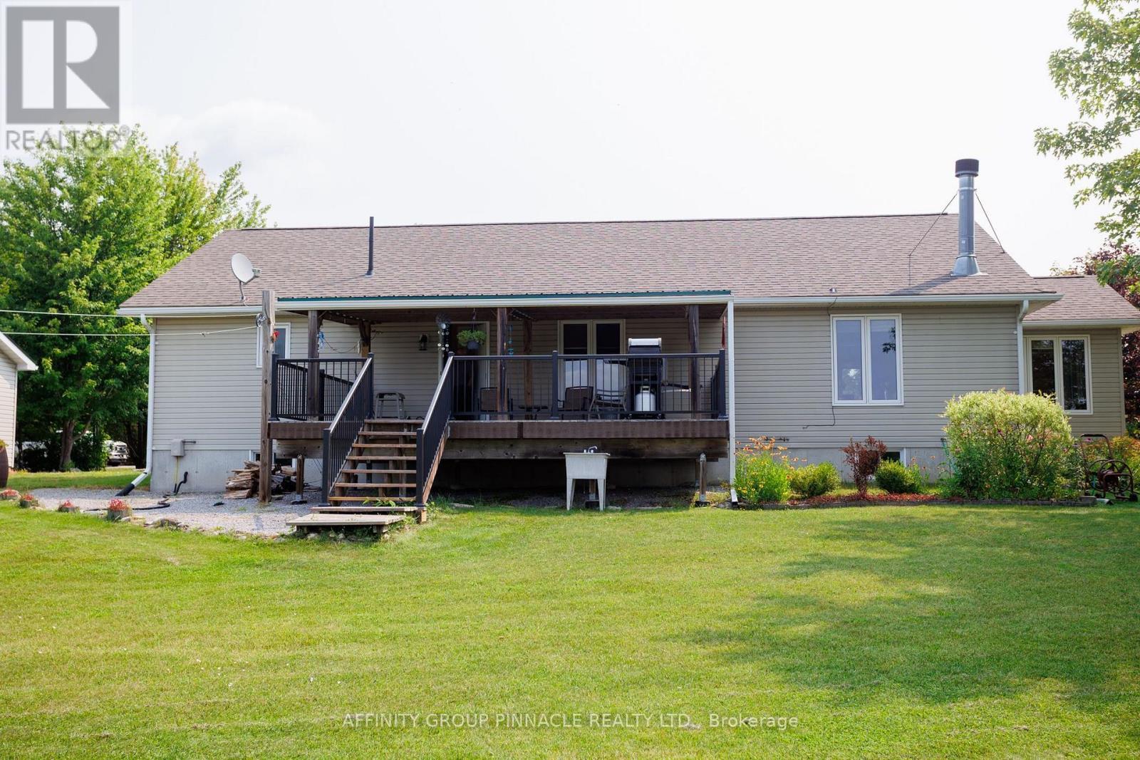 243 Fairbairn Road, Kawartha Lakes (Bobcaygeon), ON - Outdoor With Deck Patio Veranda