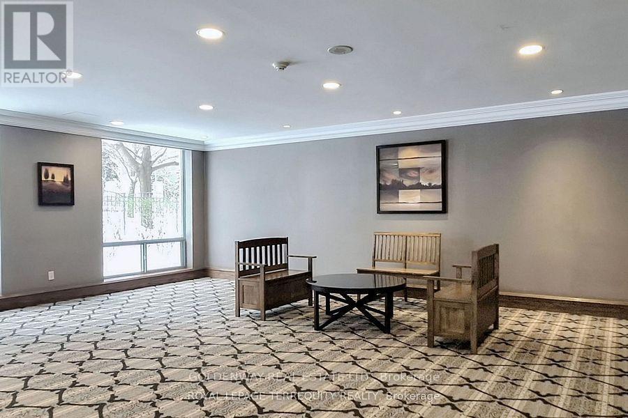 402 - 18 Pemberton Avenue, Toronto, ON - Indoor Photo Showing Other Room