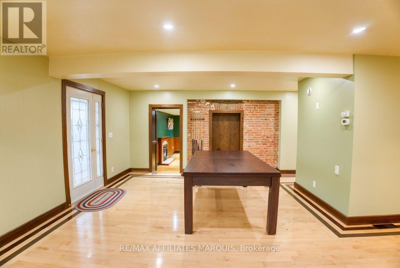 421 Summers Road, Rideau Lakes, ON - Indoor Photo Showing Other Room