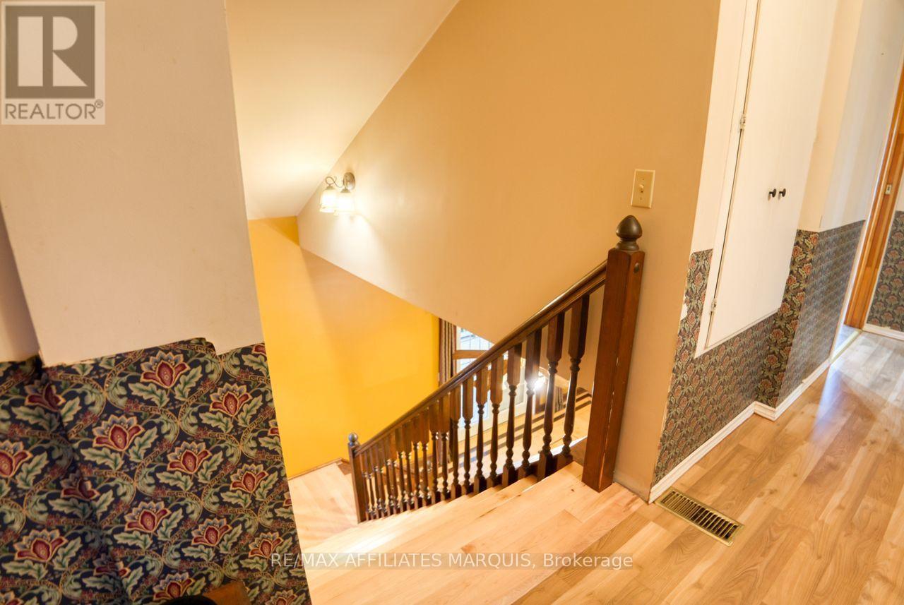 421 Summers Road, Rideau Lakes, ON - Indoor Photo Showing Other Room