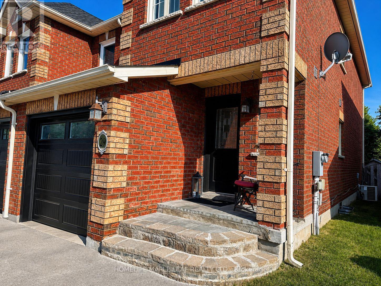 29 Stonebriar Drive, Vaughan, ON - Outdoor With Exterior