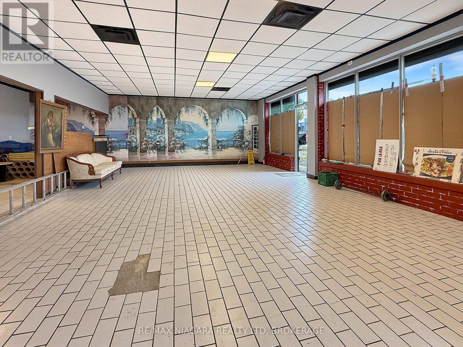 607 Niagara Boulevard, Fort Erie (Central), ON