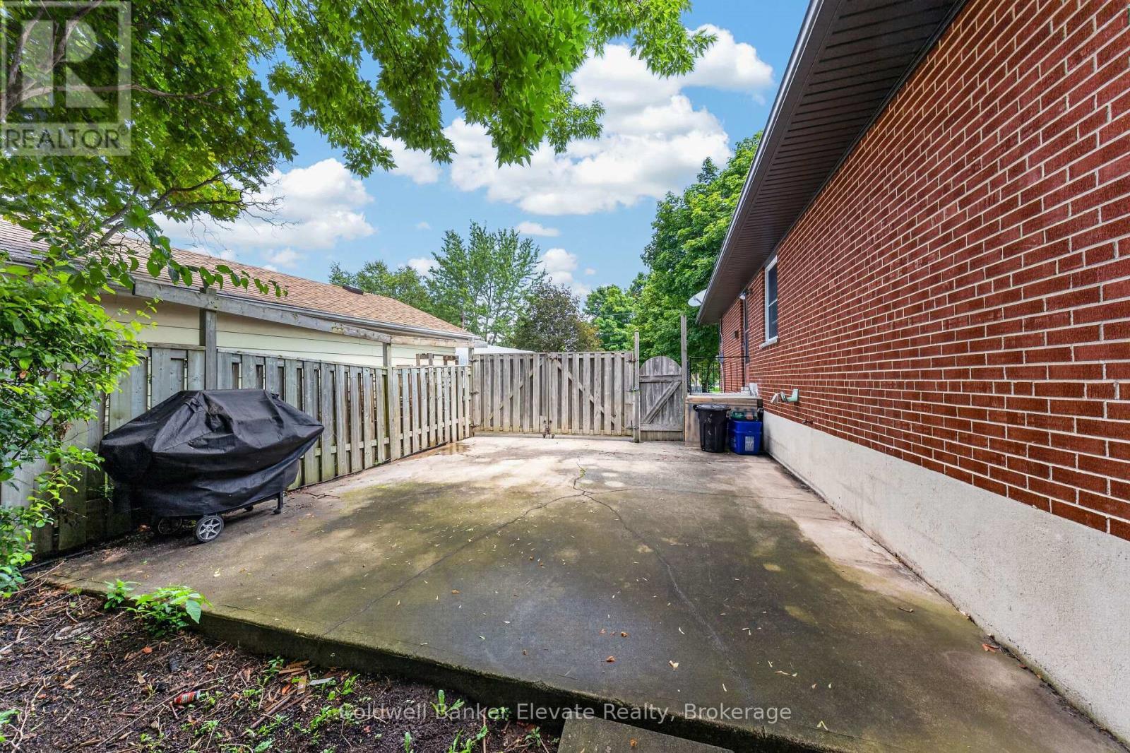 46 Mcintyre Crescent, Halton Hills, ON - Outdoor