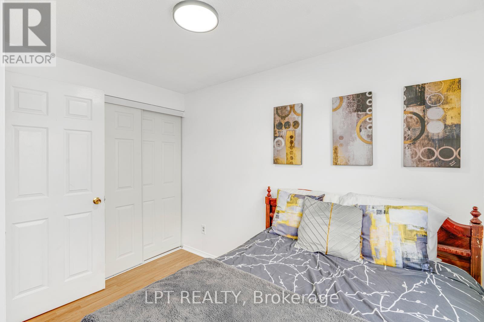 95 Huntingwood Crescent, Brampton, ON - Indoor Photo Showing Other Room