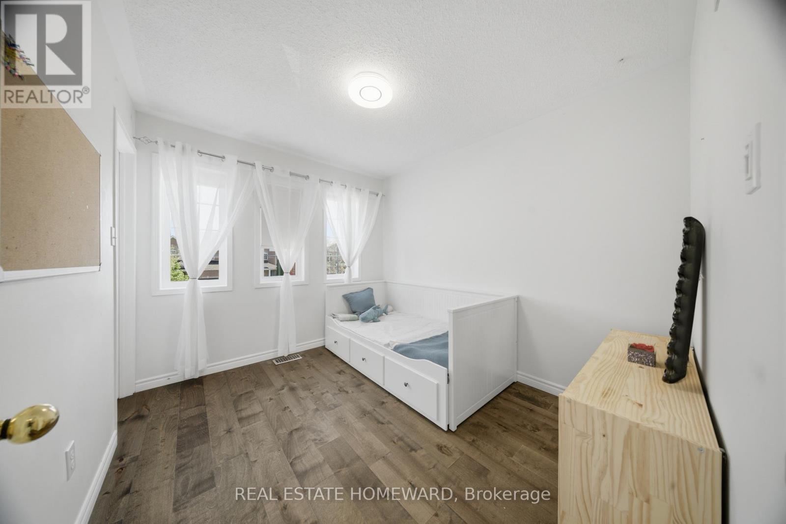 5942 Delle Donne Drive, Mississauga, ON - Indoor Photo Showing Other Room