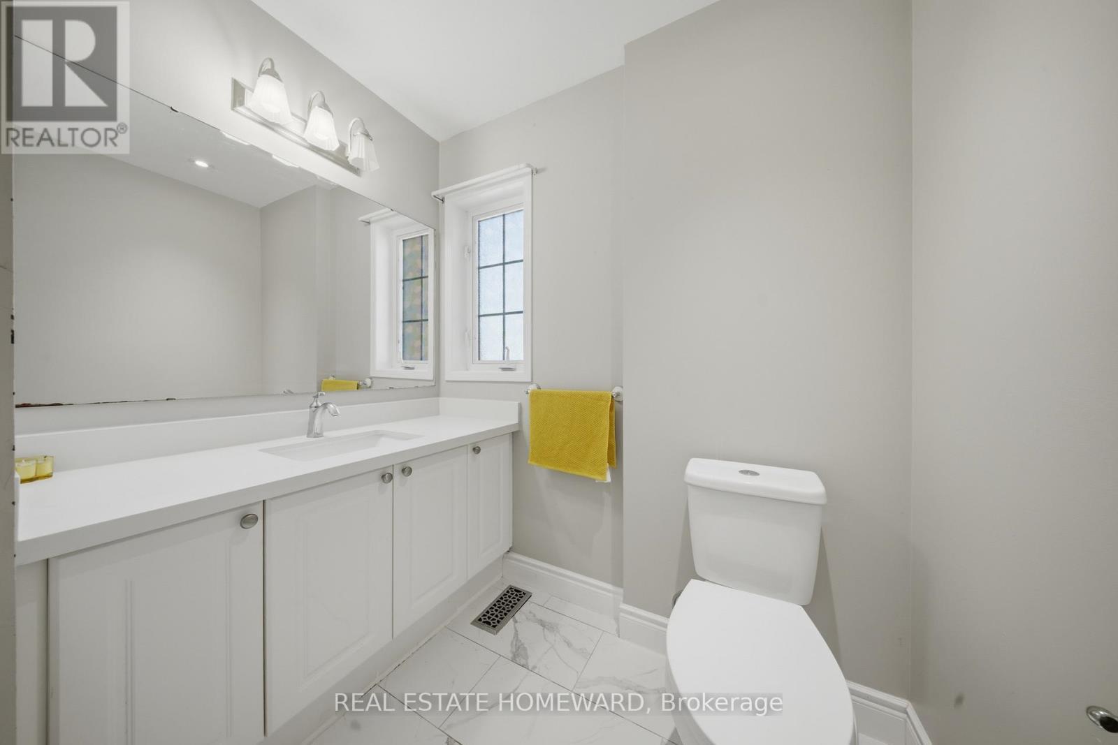 5942 Delle Donne Drive, Mississauga, ON - Indoor Photo Showing Bathroom