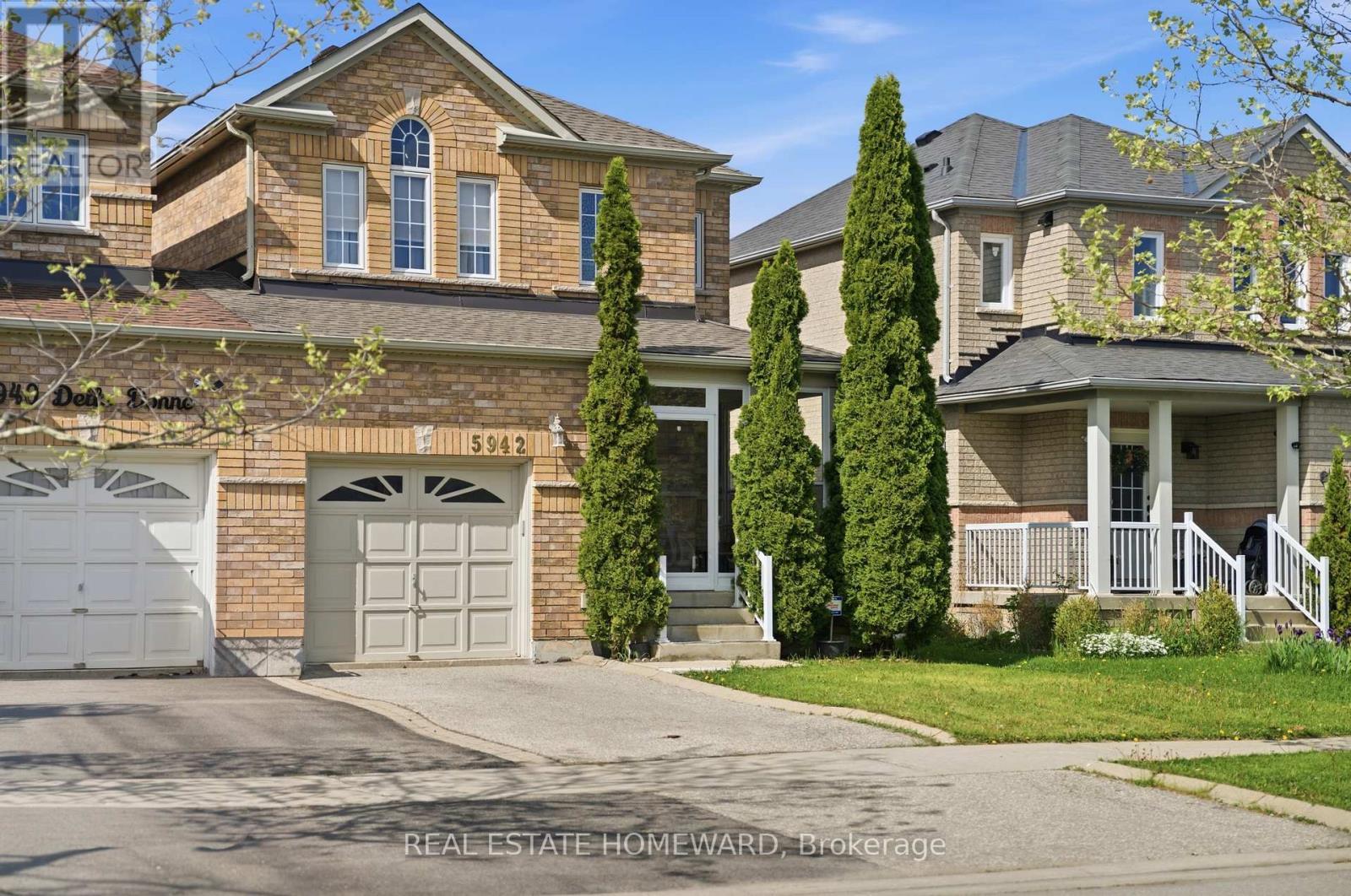 5942 Delle Donne Drive, Mississauga, ON - Outdoor With Facade