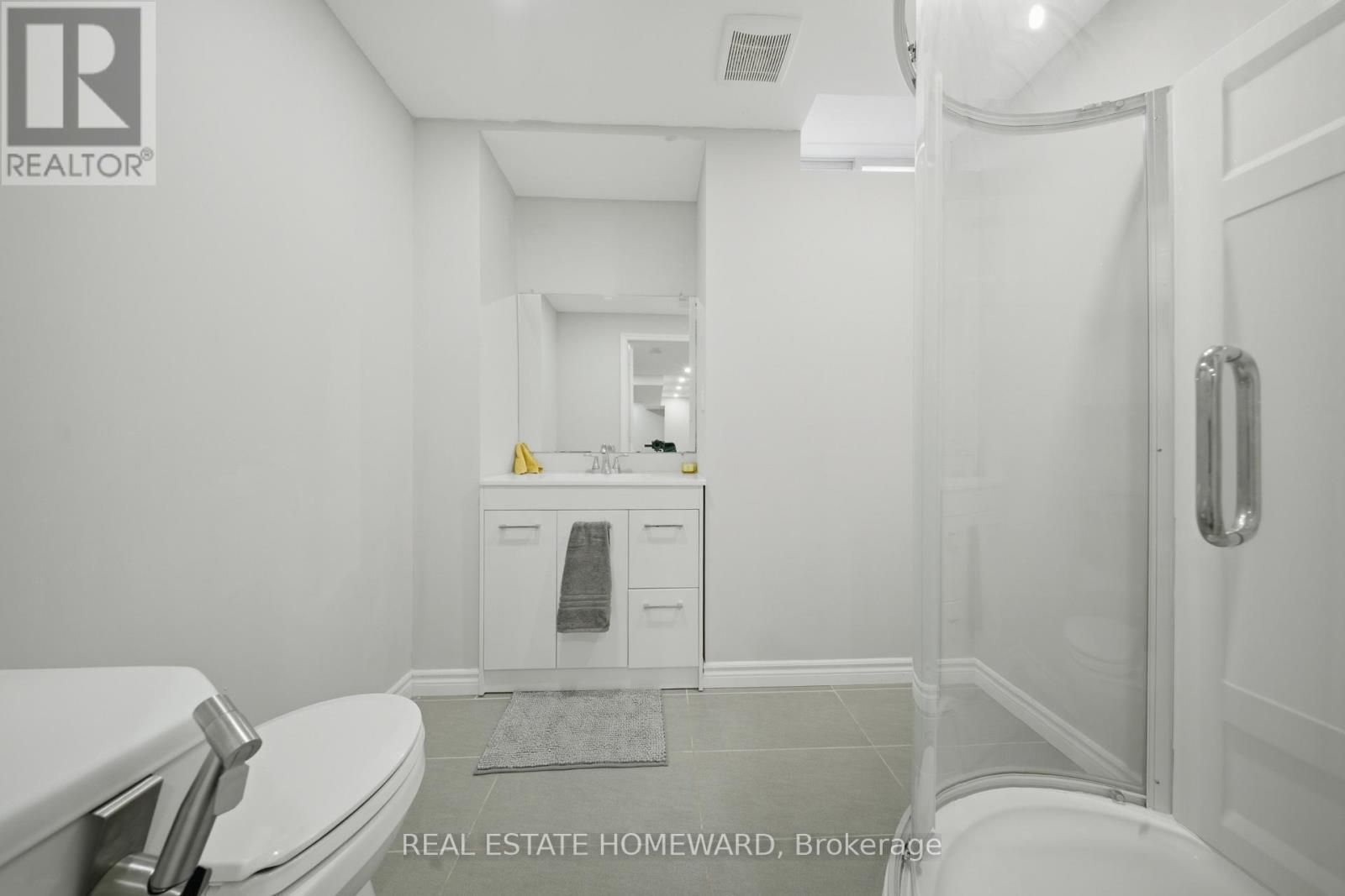 5942 Delle Donne Drive, Mississauga, ON - Indoor Photo Showing Bathroom