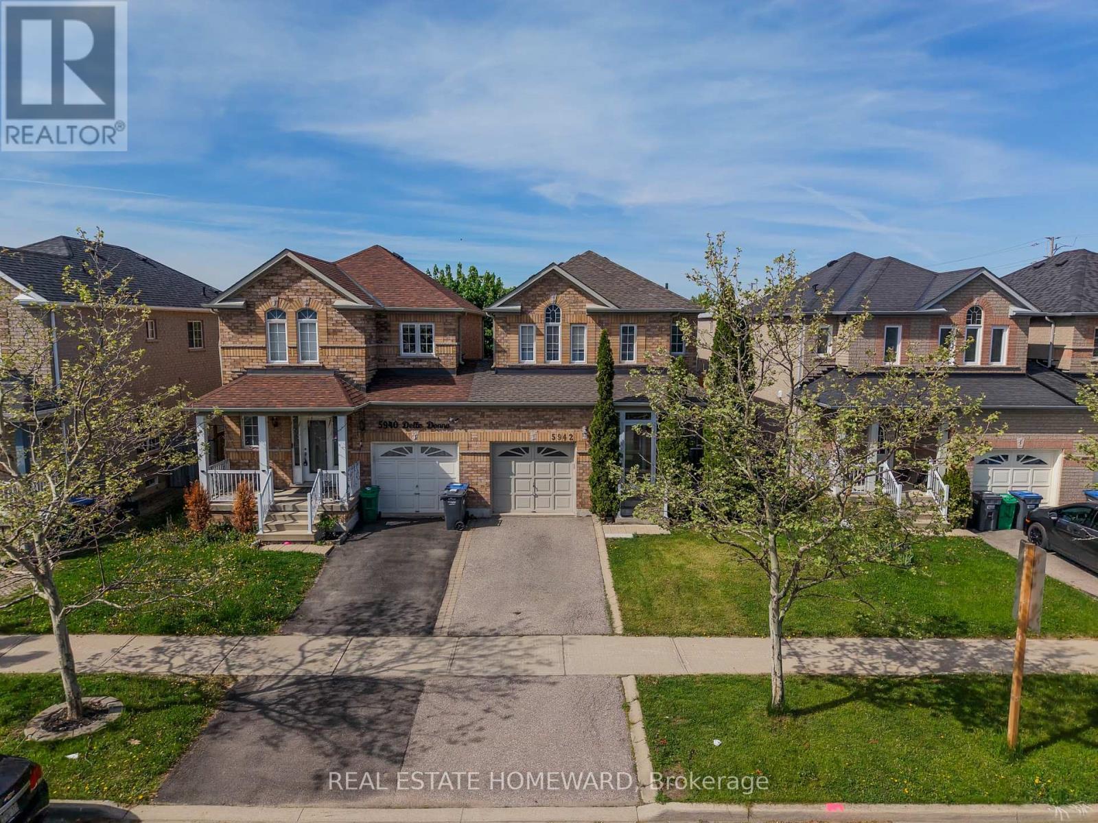5942 Delle Donne Drive, Mississauga, ON - Outdoor With Facade